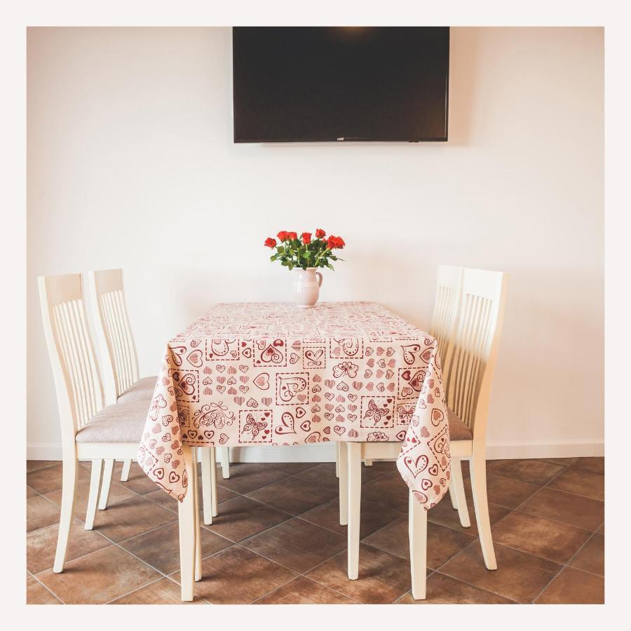 Apartmaji Aucin - Brda Kojsko Luaran gambar
